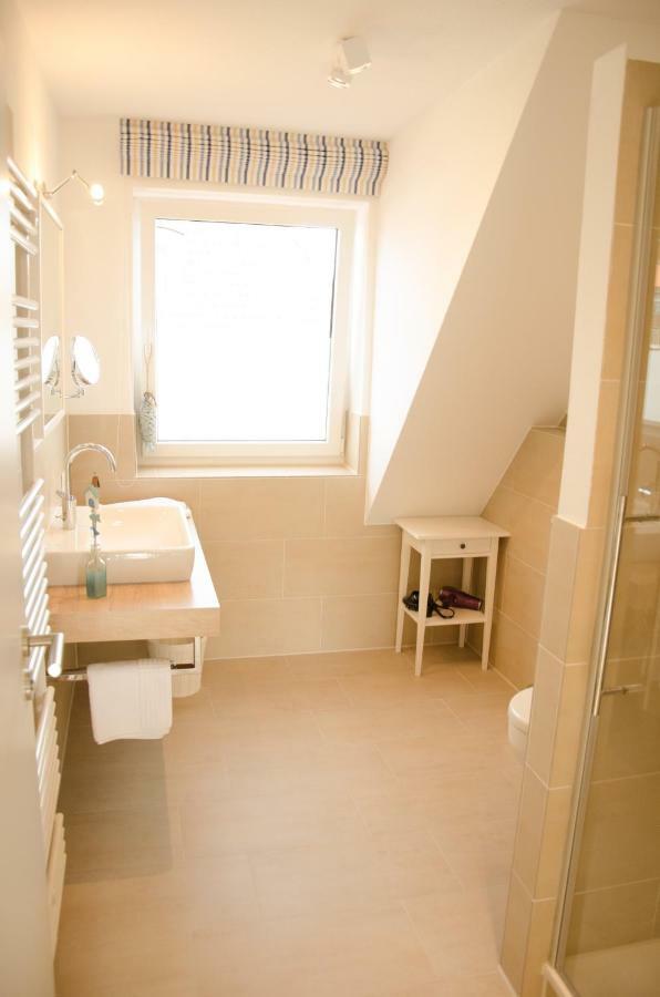 Hus Achterliek Apartment Steinhude Ngoại thất bức ảnh
